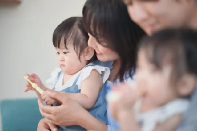 幼児の歯磨きの様子